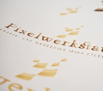 Grafikdesign, Blattpapier mit Logos und Icons